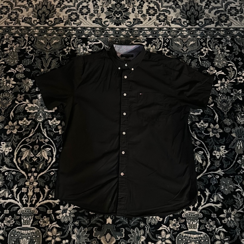 Black Tommy Hilfiger Classic Fit Button-Up Short Sleeve Dress Shirt